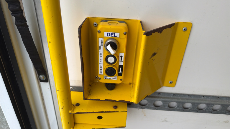 Ford Transit 350 L4 Diesel Fwd 2.0 EcoBlue 130ps Leader Luton Van